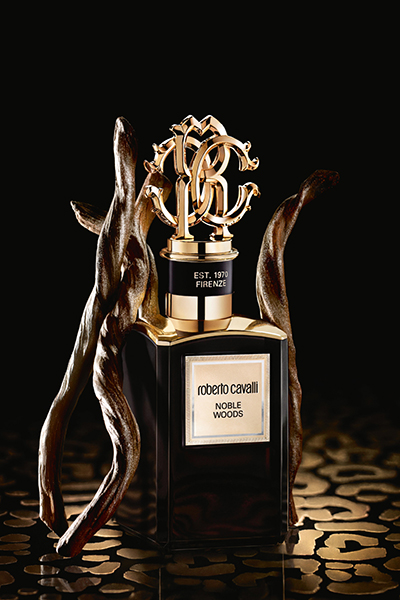 عطران حصريان جديدان ينضمان إلى مجموعة "غولد" الفاخرة من روبيرتو كافالي